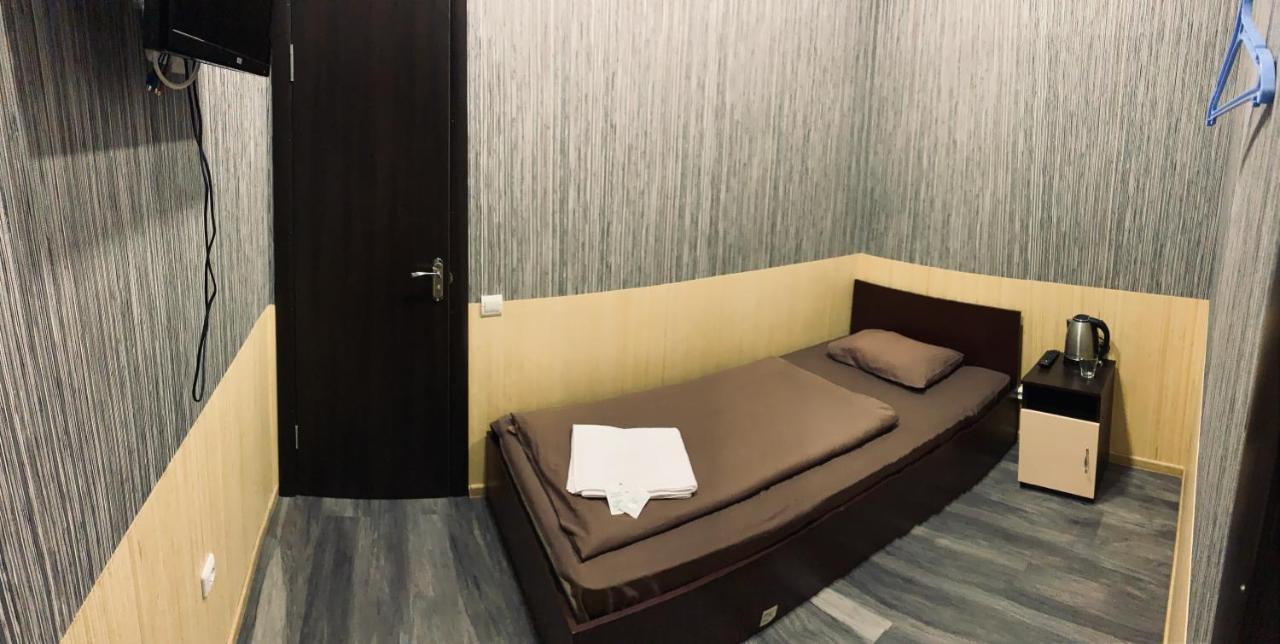 Uno Apart Hotel Киев Екстериор снимка