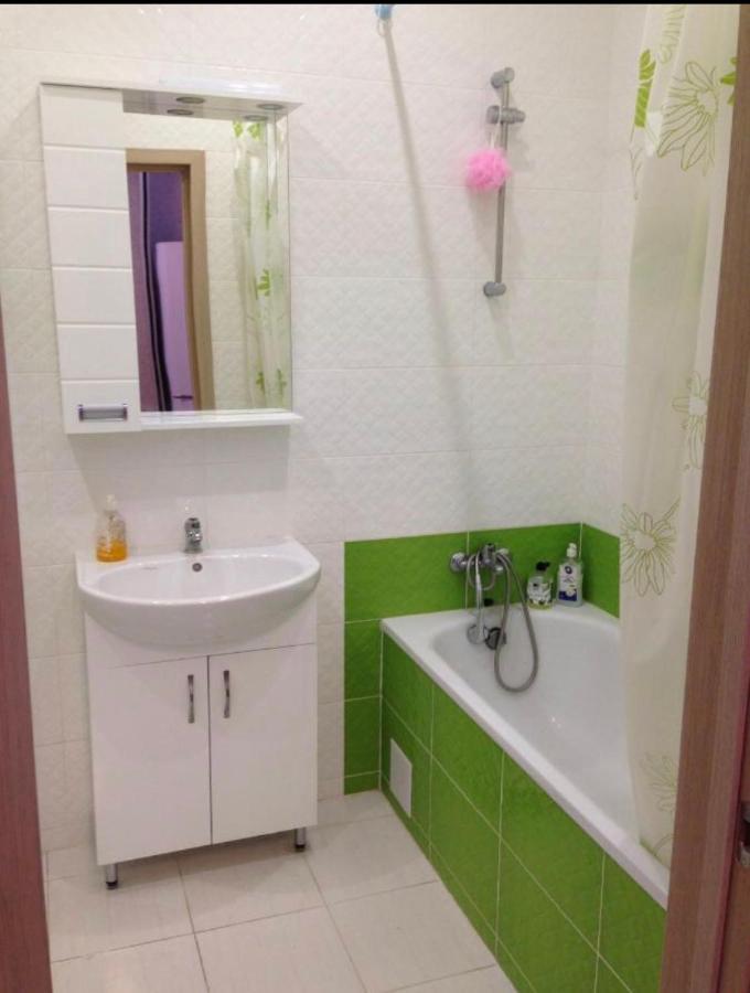 Uno Apart Hotel Киев Екстериор снимка